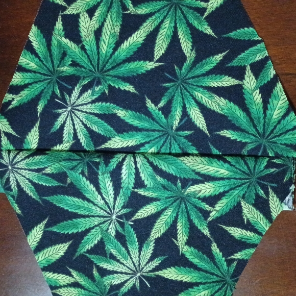 Hand Crafted Other - Handmade Mary Jane Leaf Cotton Facemask